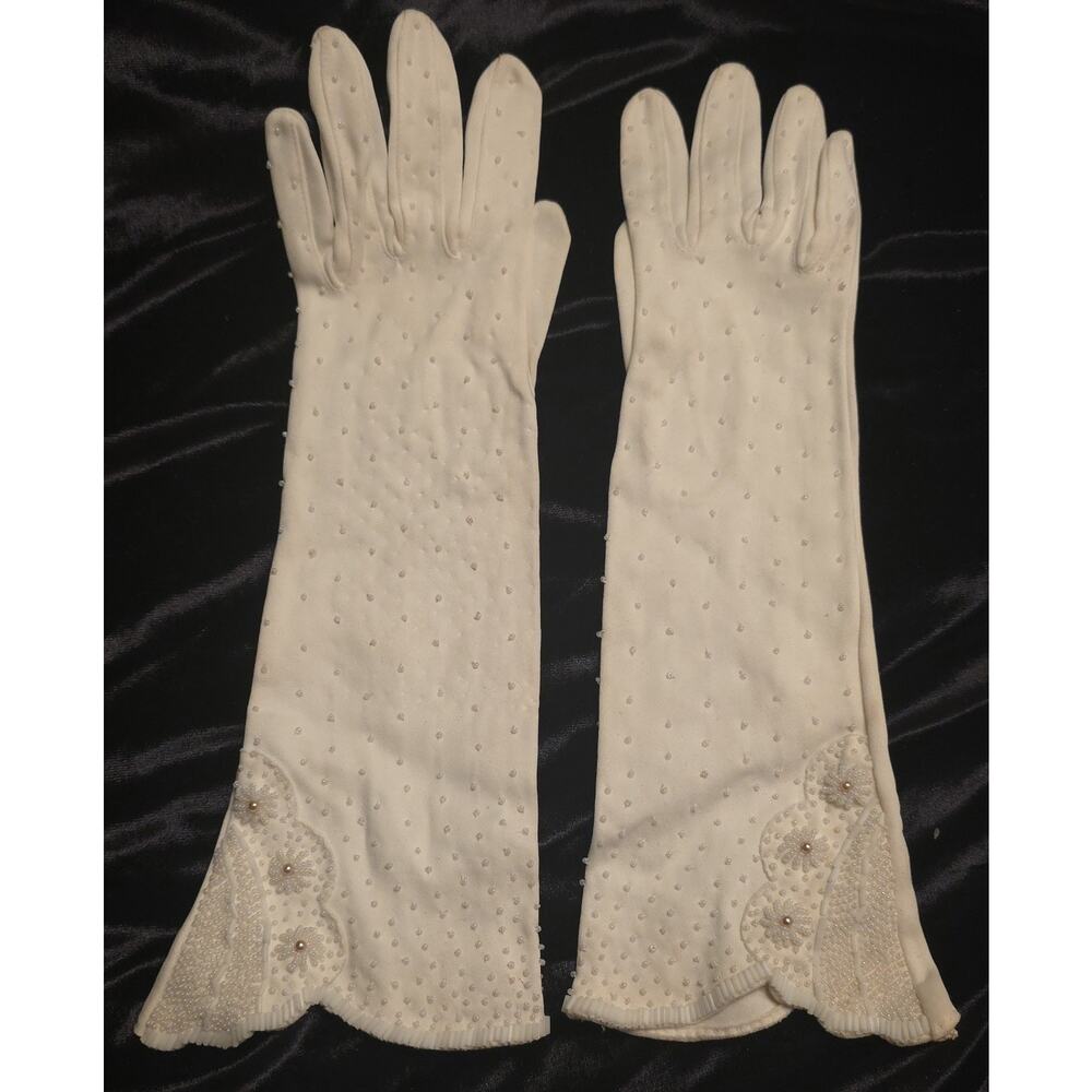 DESIGNER LADIES WHITE DOUBLE WOVEN COTTON BEADED EVENING GLOVES UNLINED SZE 6